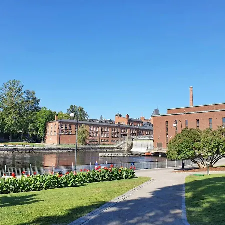 Modern Downtown Studio - 