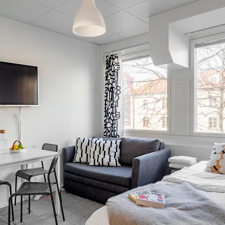 Modern Downtown Studio - 