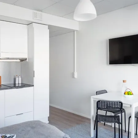 Modern Downtown Studio - 