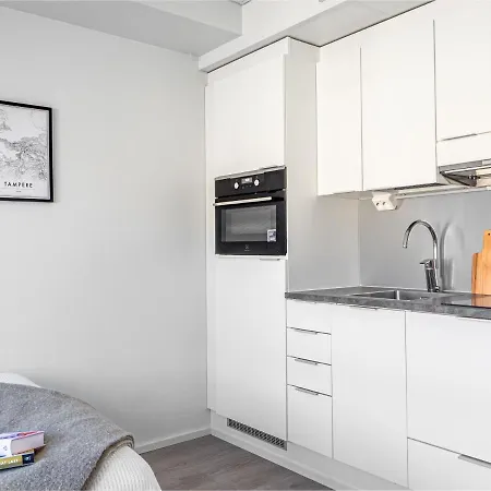 Modern Downtown Studio - 